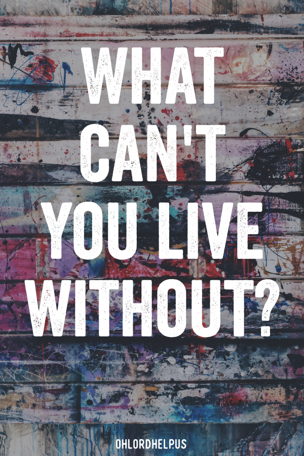 The way we fill ourselves reflects in how we live. Christ sustains but filling up with the things of this world proves we are fools. Women of Faith | Spiritual Growth | Scripture Study | Christian Mentoring | Daily Devotional #anger #love #gifts #messy #scripture #devotional
