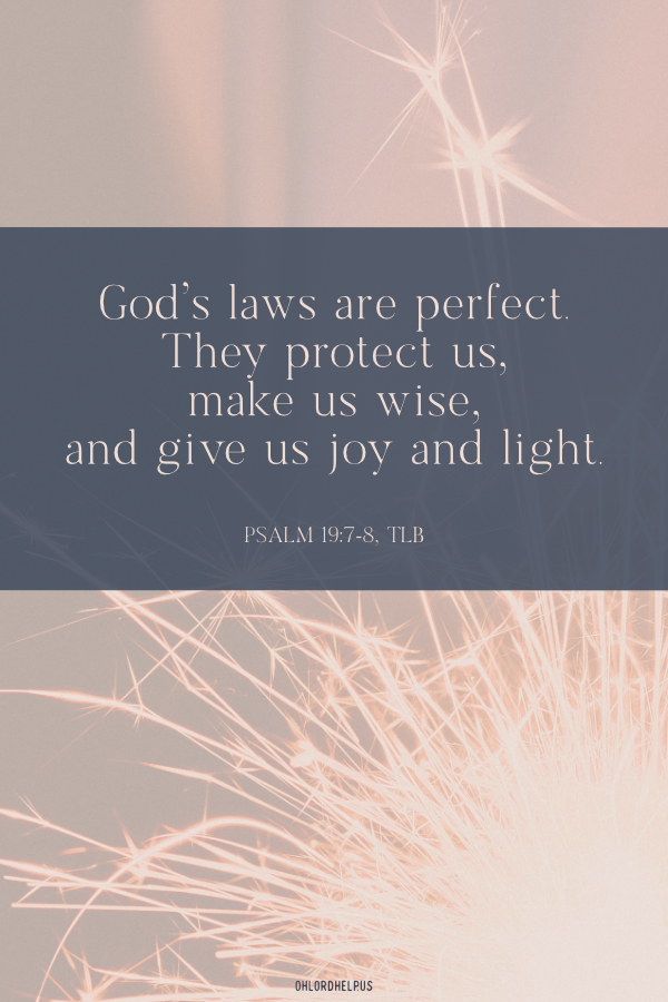 God sent His Son to warm our hearts. His warmth is all you need to have eternal life. This gift was given to all of us. Let God's fire warm your life. Women of Faith | Spiritual Growth | Scripture Study | Christian Mentoring | Daily Devotional | Christian Nonprofit #devotional #scripture #Advent #Christmas #Jesus #gift #salvation